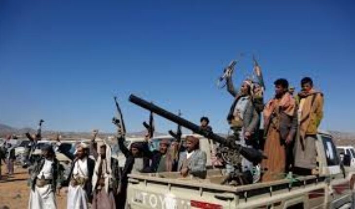 Yémen: les rebelles houthis revendiquent une seconde attaque contre un porte-avions américain